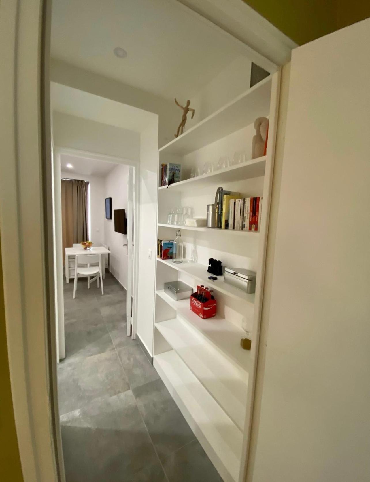 Apartamento Chez les artistes de Ménilmontant París Exterior foto