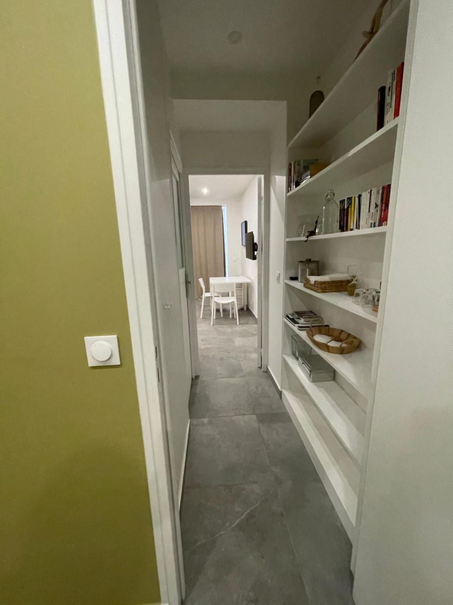 Apartamento Chez les artistes de Ménilmontant París Exterior foto
